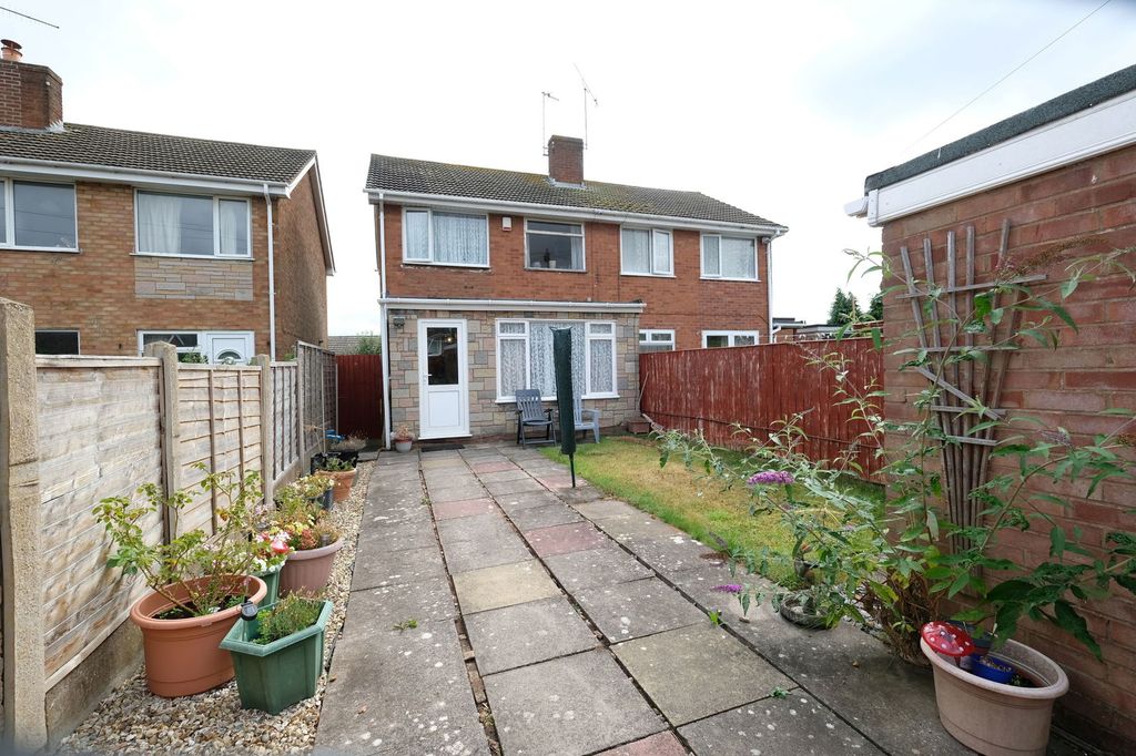 Property photo 1 of 27