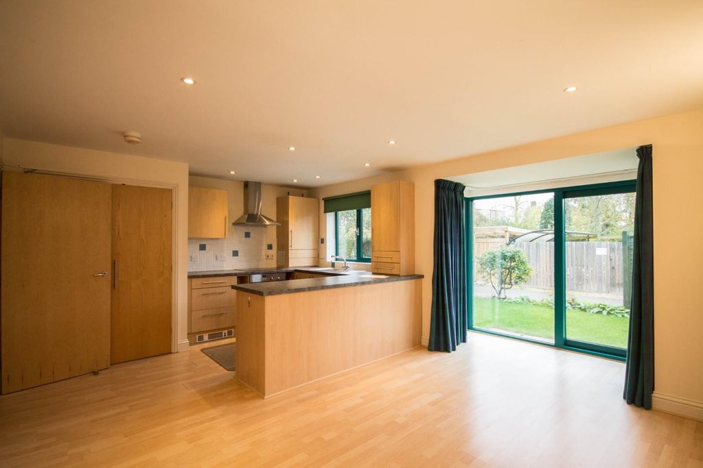 Property photo 2 of 8 Img_5319.Jpg