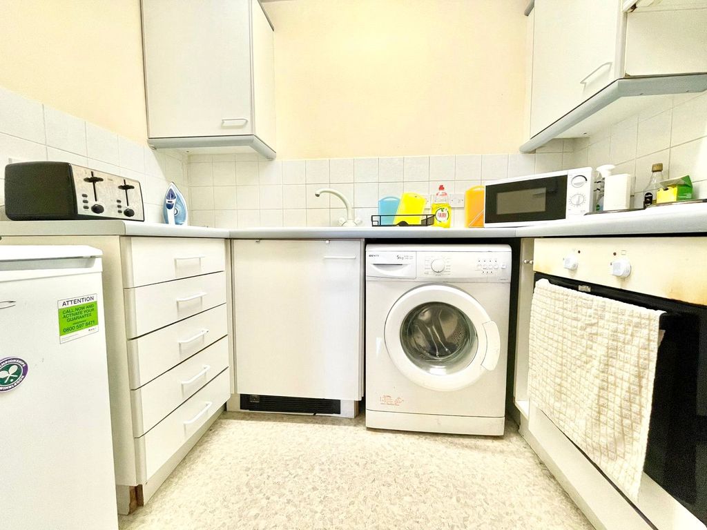 Property photo 2 of 5 Picture No. 04