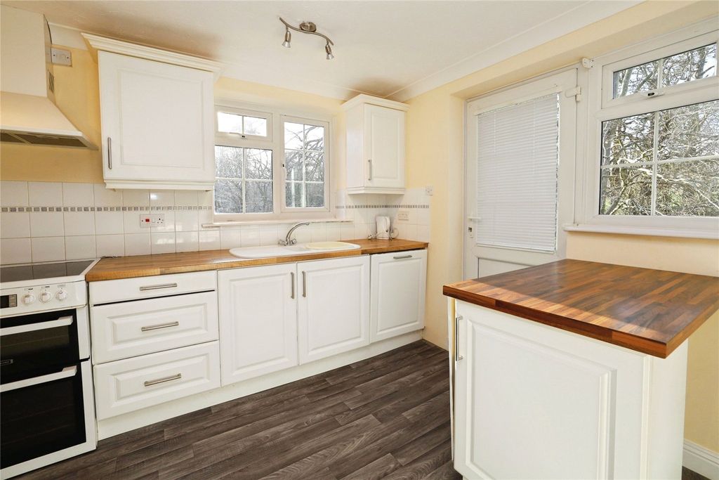 Property photo 3 of 27 Picture No. 20