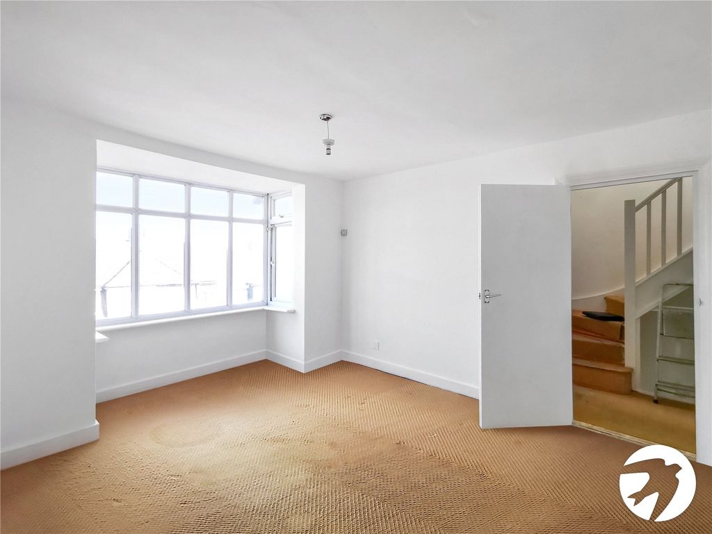 Property photo 3 of 7 Picture No. 02