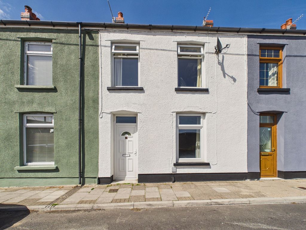 Property photo 1 of 29