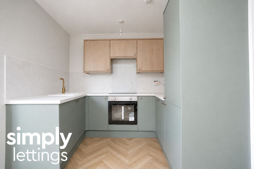 Property photo 2 of 9 Photo 1