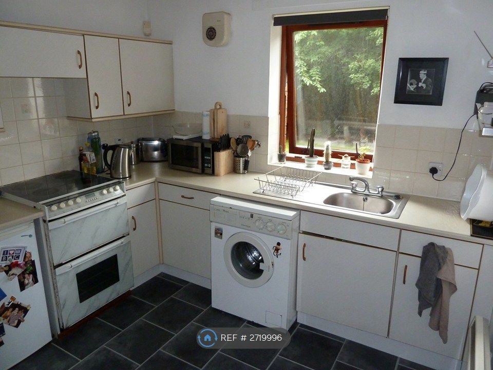 Property photo 2 of 3