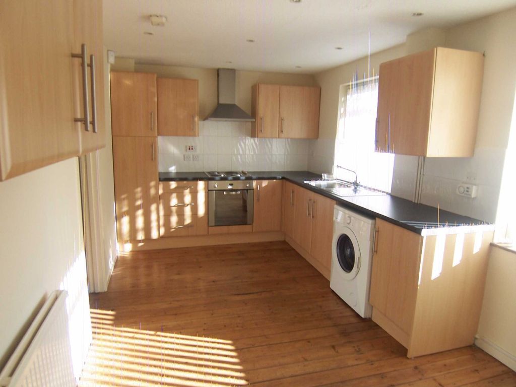 Property photo 2 of 5 Picture No. 05