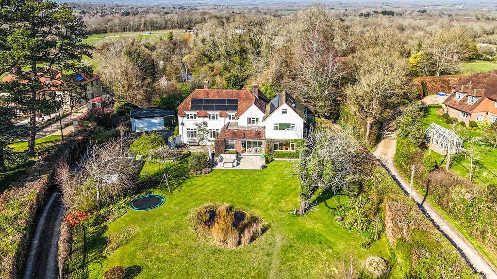 Property photo 1 of 50 Photo 28