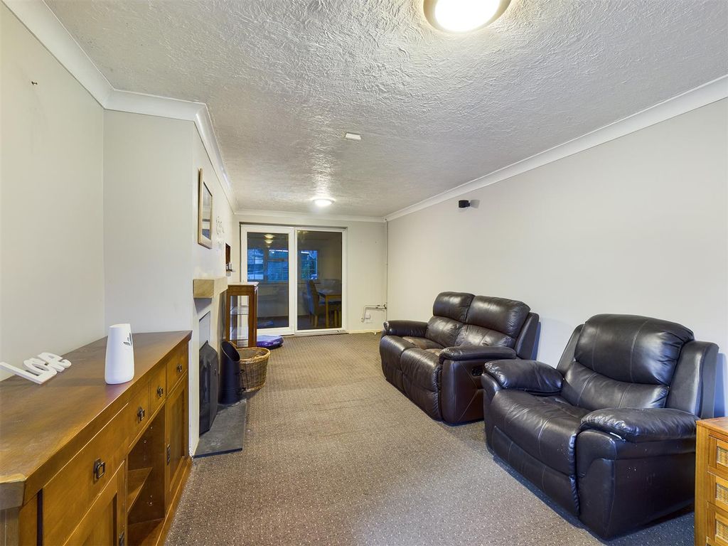 Property photo 2 of 9 Cam00699P1-Pr0079-Still07.Jpg