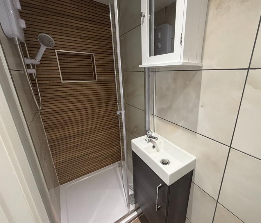 Property photo 2 of 3 3