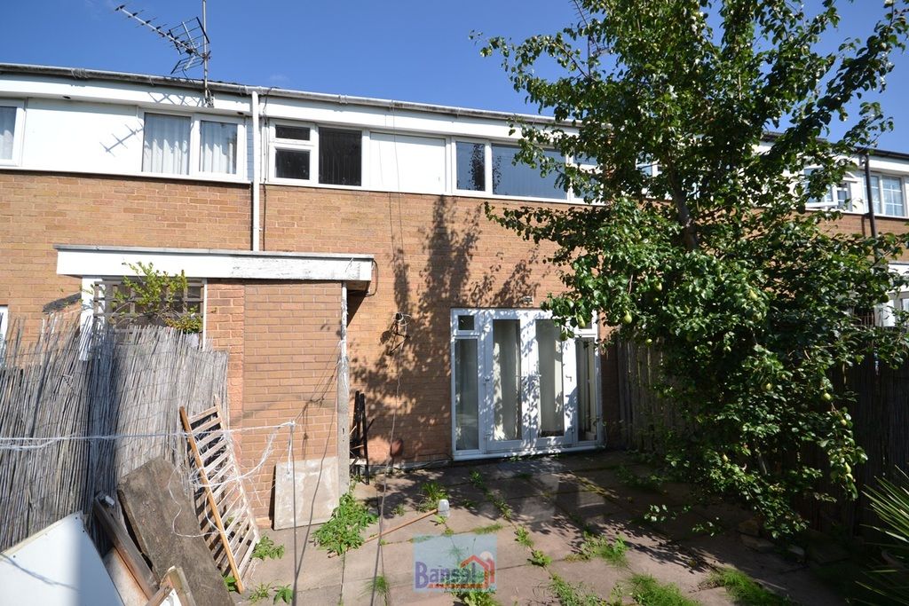 Property photo 1 of 8