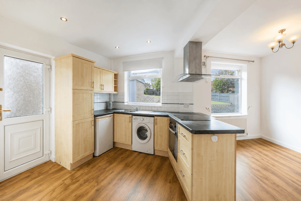 Property photo 1 of 6 3 Bed Flat To Rent Westgate Road, London Se24.