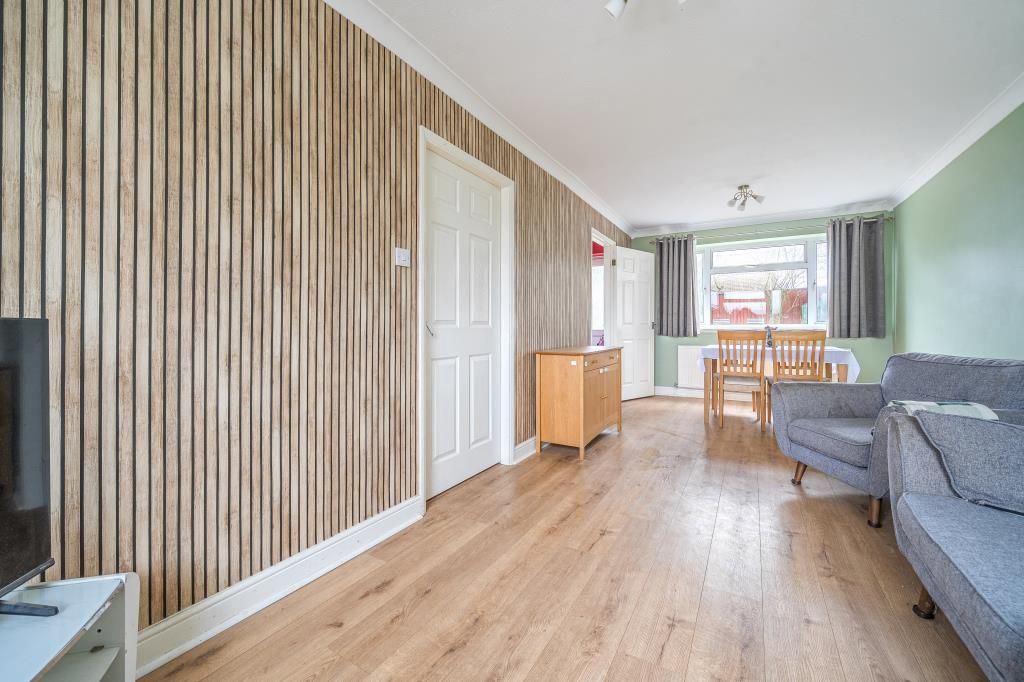 Property photo 2 of 21 Living Area