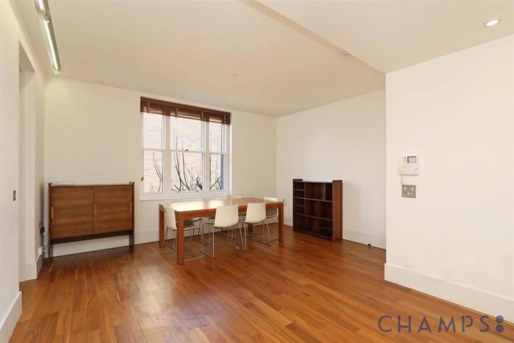 Property photo 3 of 8 Gallery