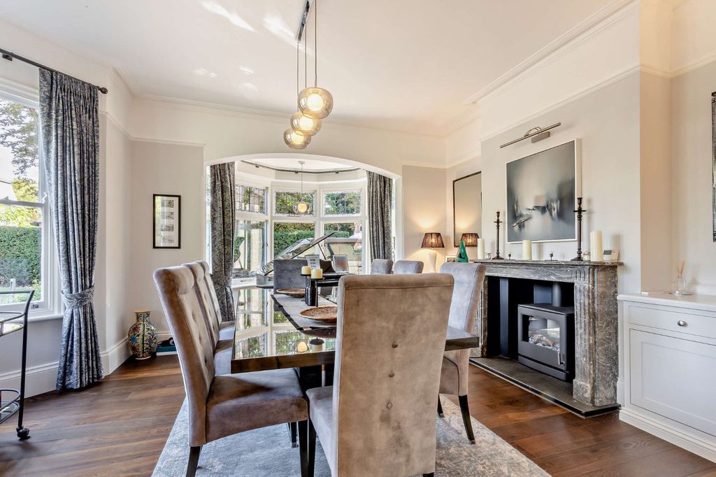 Additional image 11 of 5 bed detached house for saleWoodlands Road, Great Shelford, Cambridge, Cambridgeshire CB22