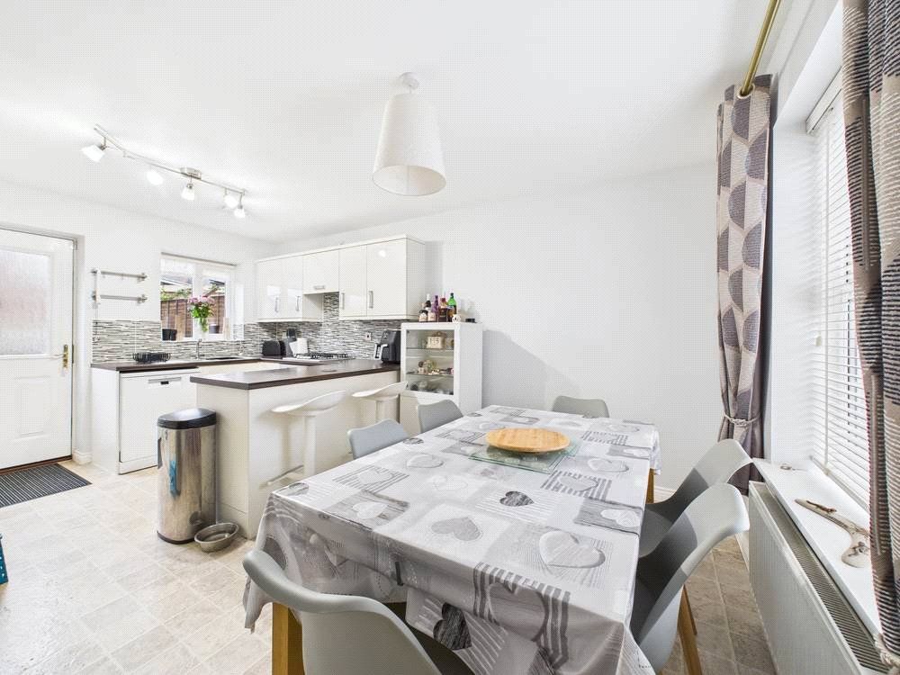 Property photo 3 of 16 Picture No. 02