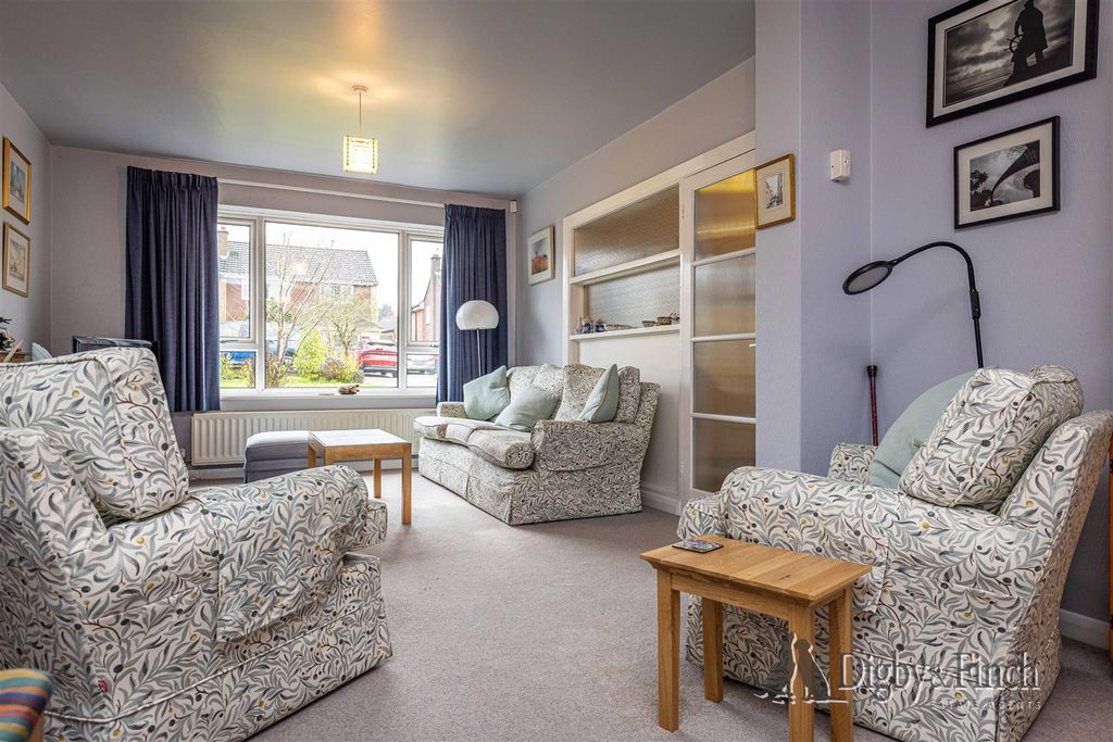 Property photo 3 of 23