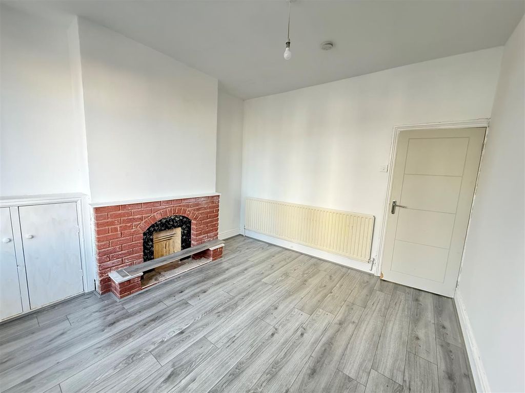 Property photo 2 of 11 2.Jpg