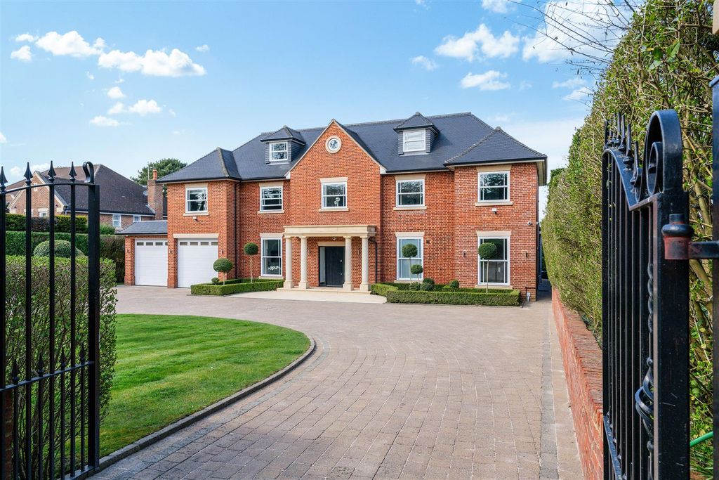 Property photo 1 of 50 Montmead- (46).Jpg