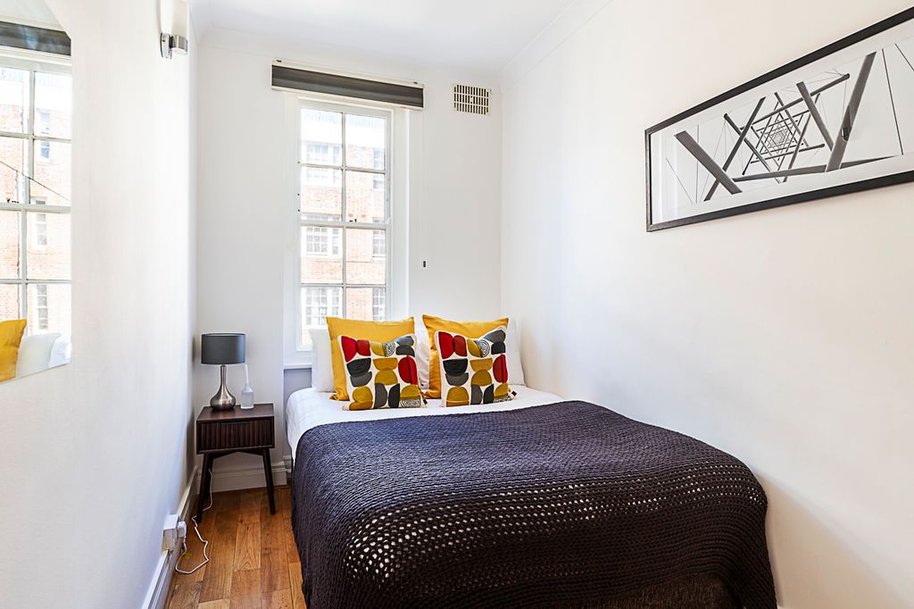 Property photo 3 of 27