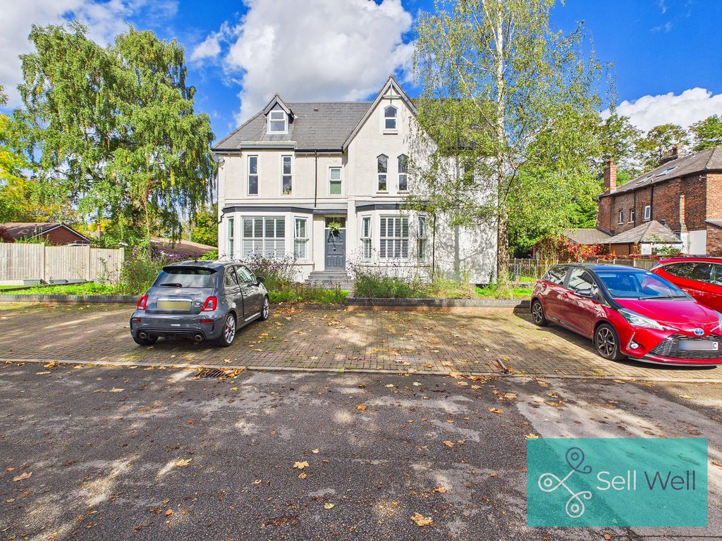 Property photo 1 of 16 Ash Lea Grange