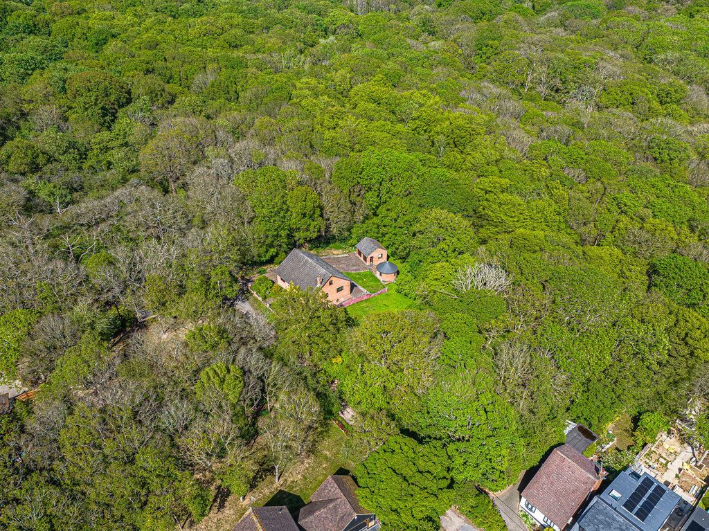 Property photo 1 of 39