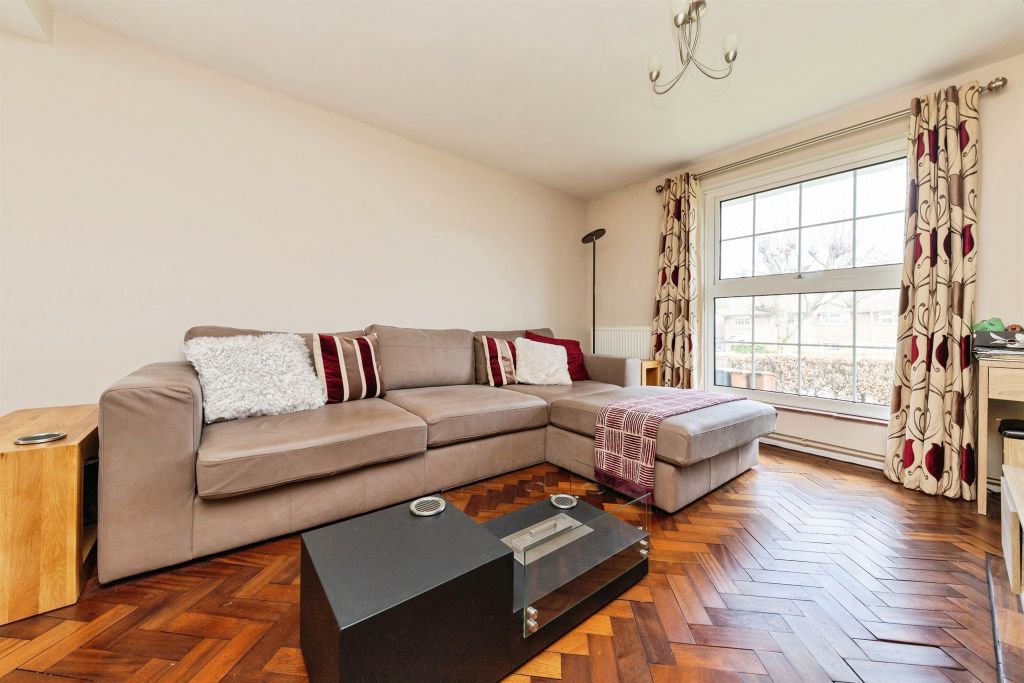 Property photo 3 of 17