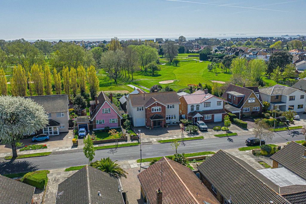 Property photo 2 of 49