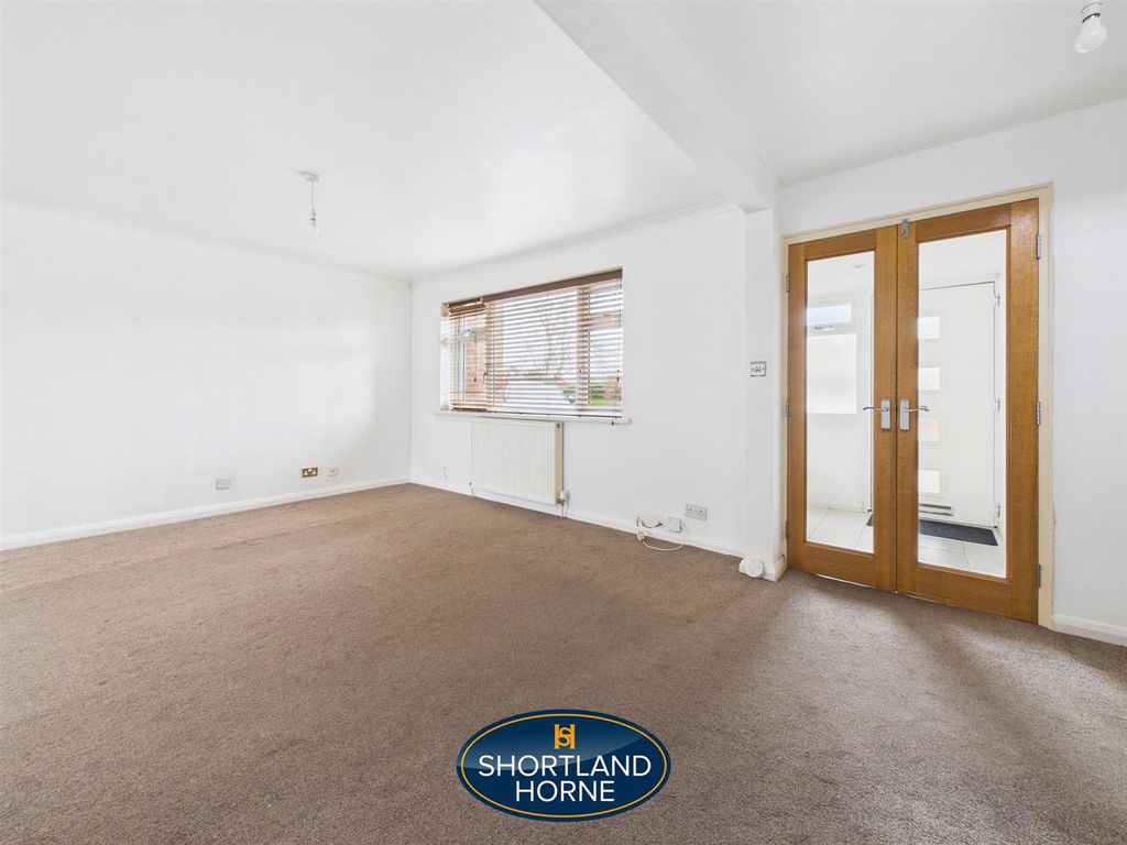 Property photo 3 of 29 Cam04377G0-Pr0122-Still005.Jpg