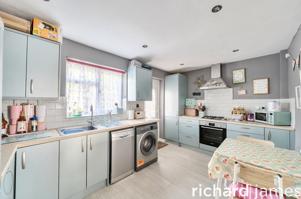 Property photo 3 of 19 2d47c3Db11Dd430986Ed0729ee867B56