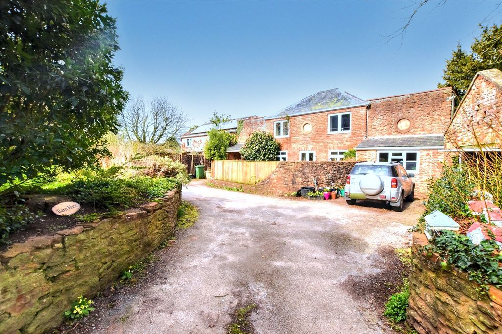 Property photo 1 of 15 Picture No. 12