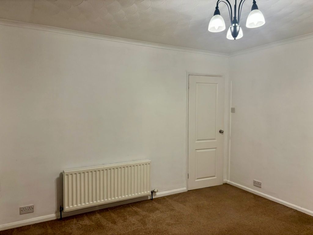 Property photo 3 of 35 Image