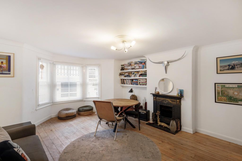 Property photo 2 of 10 Image