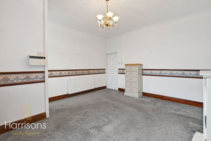 Property photo 3 of 27 Photo 13