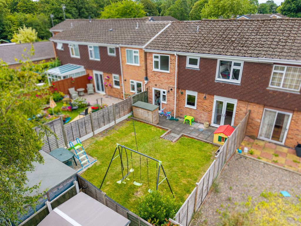 Property photo 3 of 32
