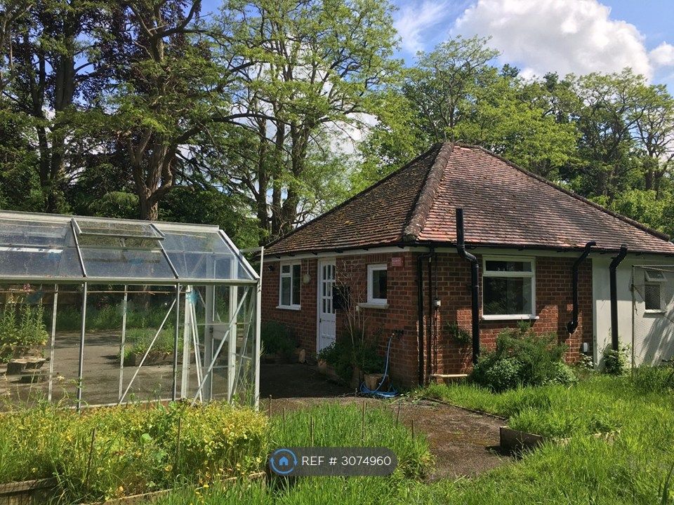 Property photo 2 of 6