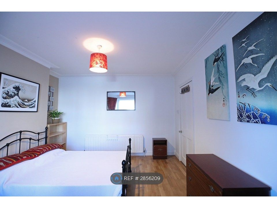 Property photo 2 of 15 Bedroom 1