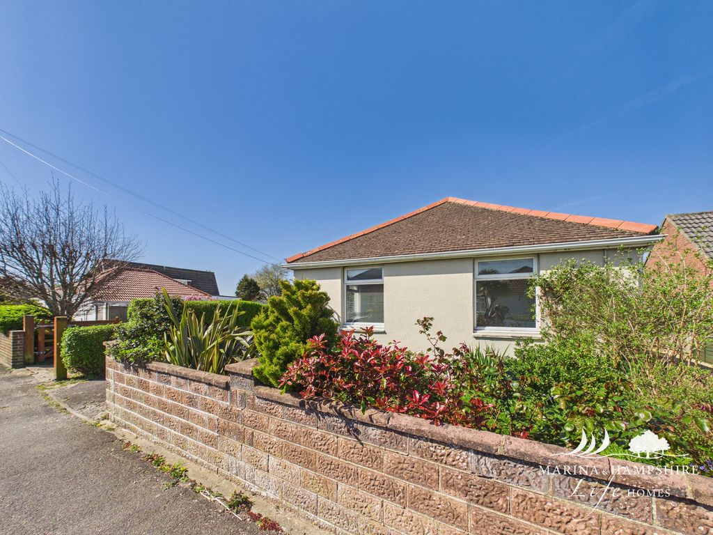 Property photo 1 of 28 Cam03915G0-Pr0053-Still027