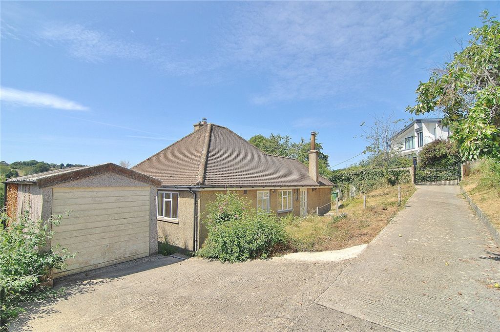 Property photo 3 of 14 Picture No. 33