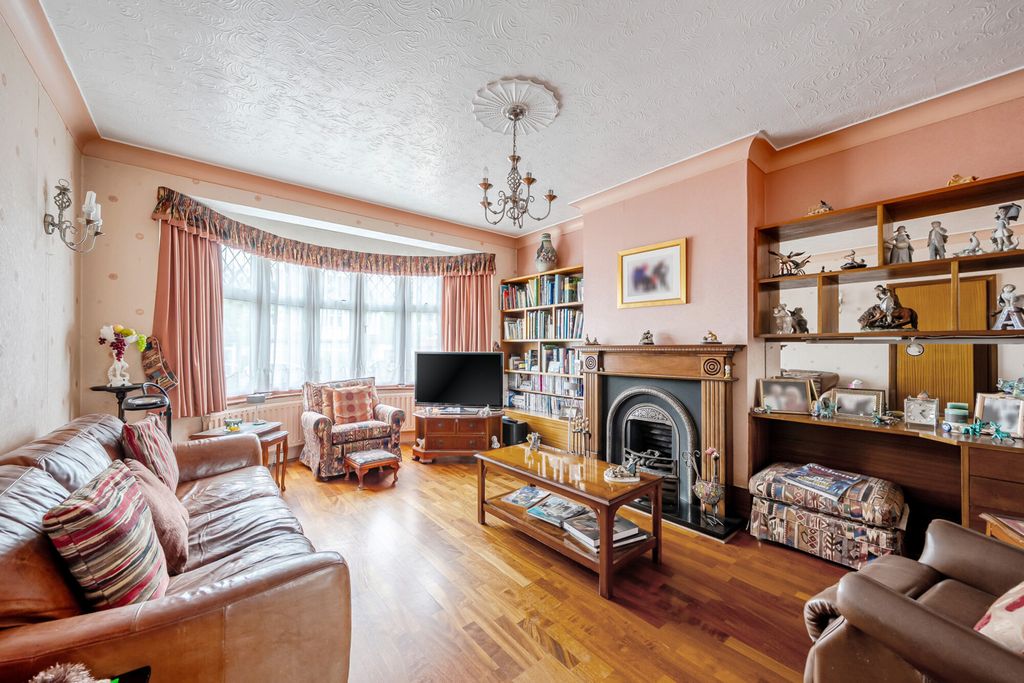 Property photo 3 of 20 1456511-13-6A0471...