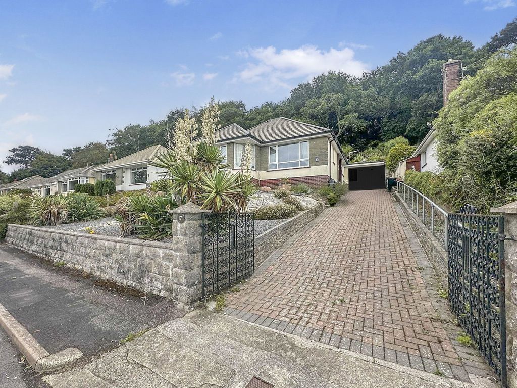 Property photo 1 of 21