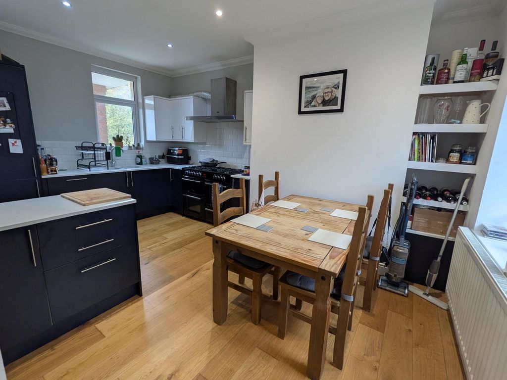 Additional image 4 of 3 bed semi-detached house for saleCemetery Road, Porth CF39