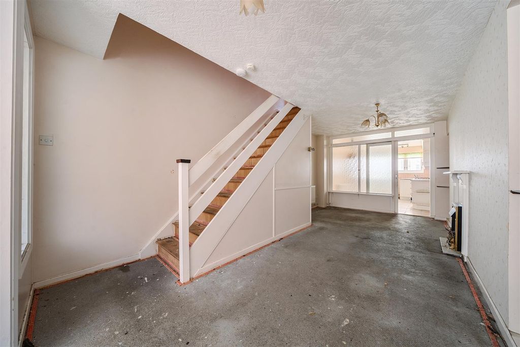 Property photo 2 of 20 1371957-3-68F8Bf57848Eb.Jpg