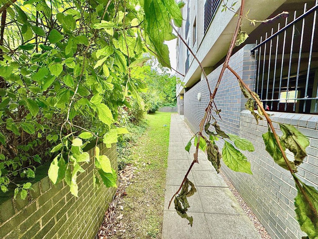 Property photo 2 of 10 External.Jpg