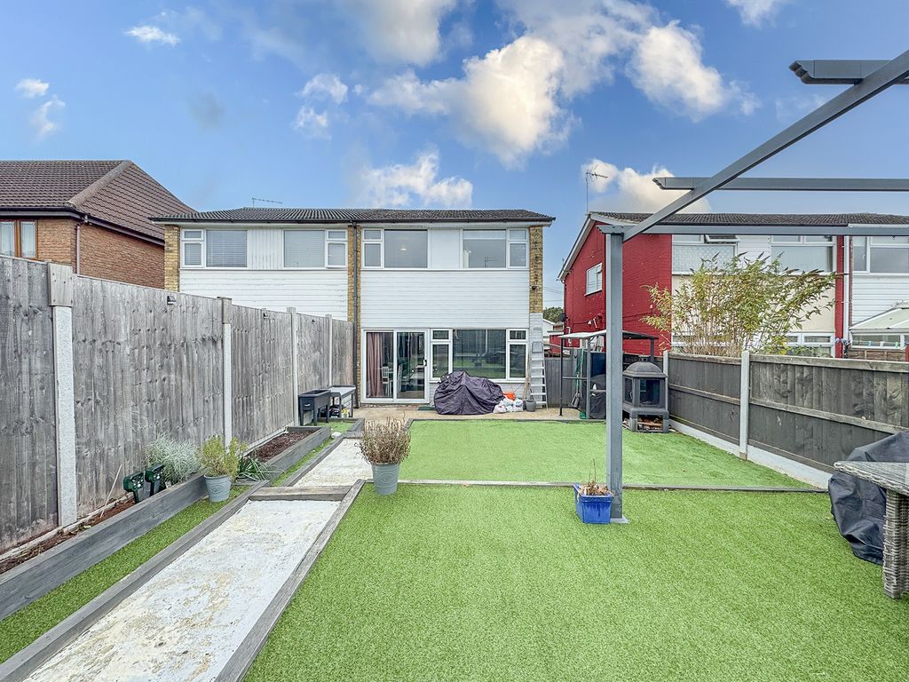 Property photo 2 of 21 Rear