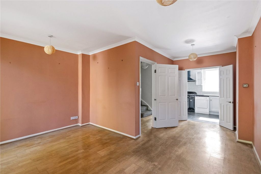 Property photo 3 of 11 Picture No. 14