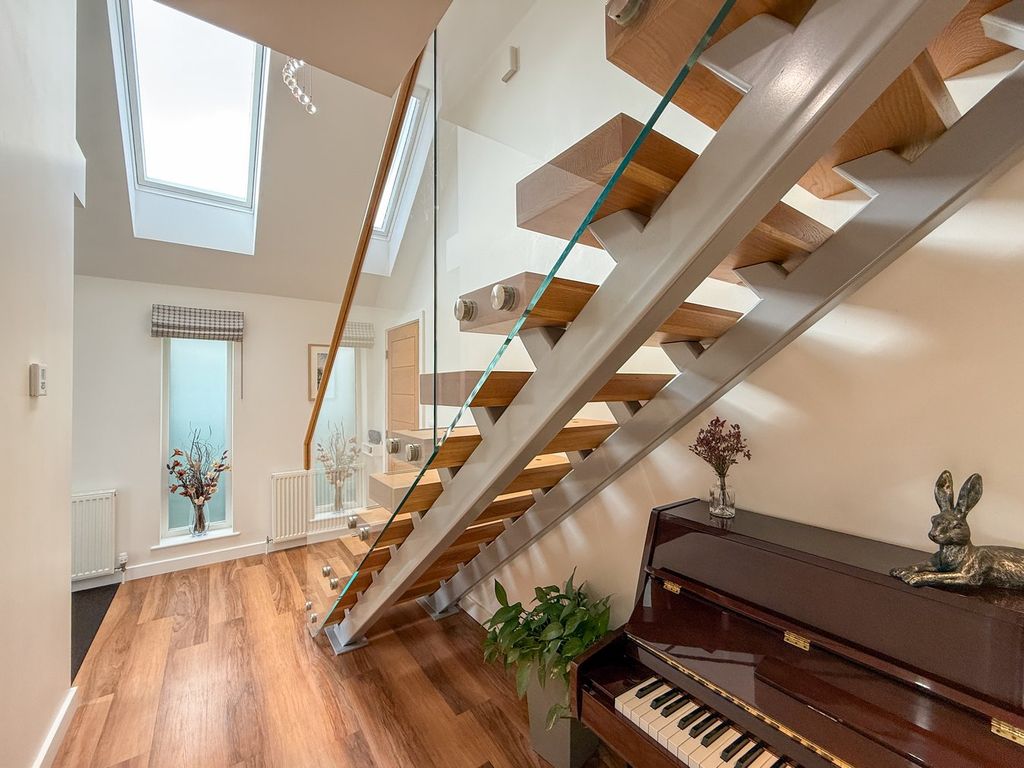 Property photo 2 of 45