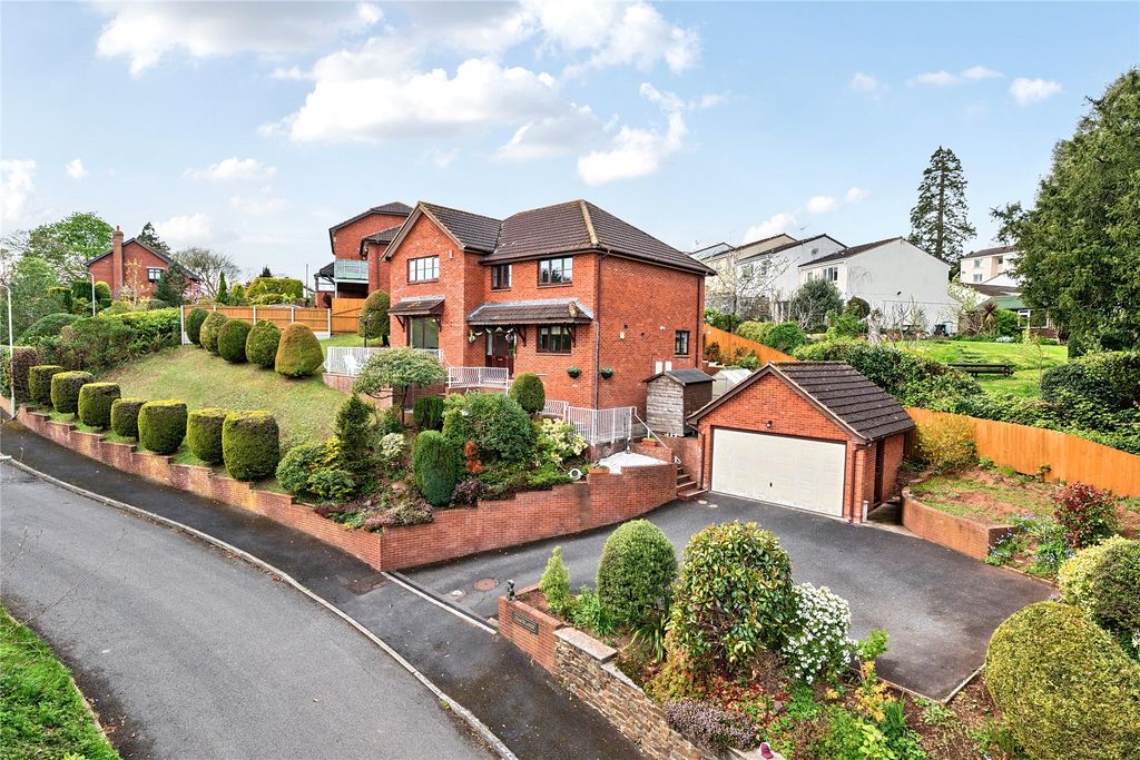 Property photo 1 of 31 Picture No. 04