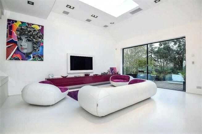 Property photo 3 of 12 Picture No. 07