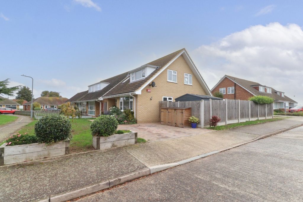 Property photo 2 of 15 Picture 2