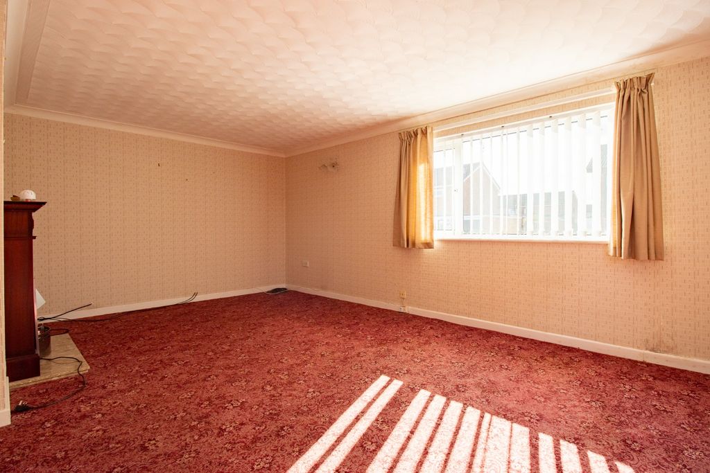 Property photo 3 of 19 1956247