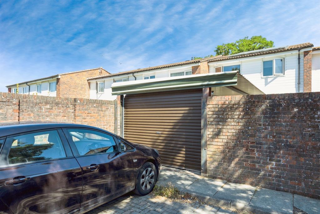 Property photo 2 of 16